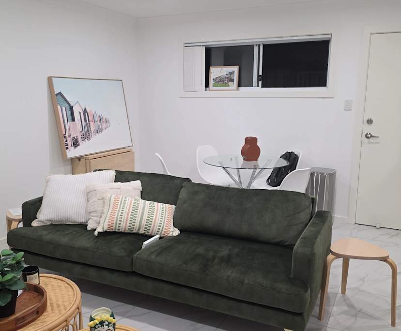Room in a share house