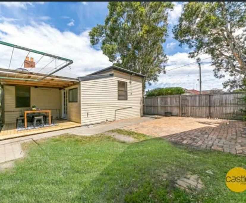 $253, Share-house, 3 bathrooms, Hamilton NSW 2303