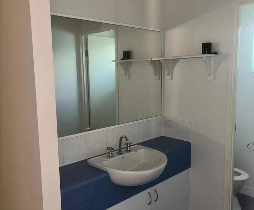 $250, Share-house, 4 bathrooms, Bentley Park QLD 4869