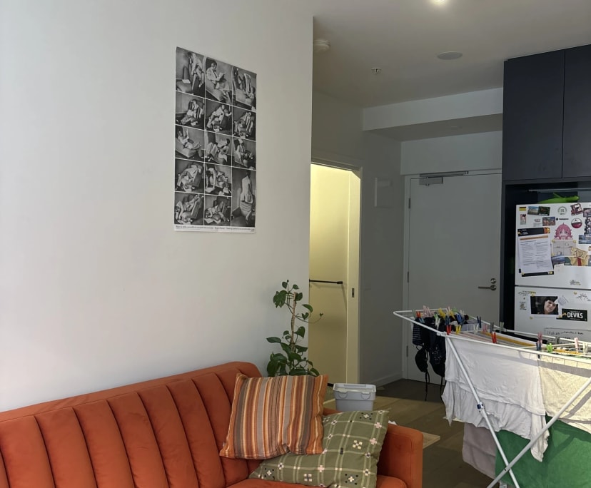 Room in a share house