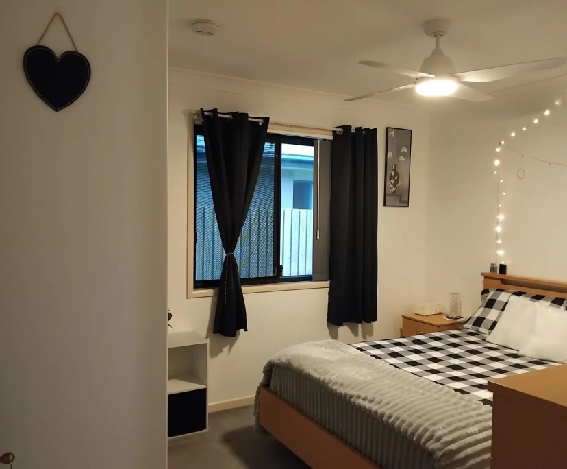 Furnished room in a share house