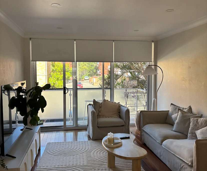 Unfurnished room in a flatshare