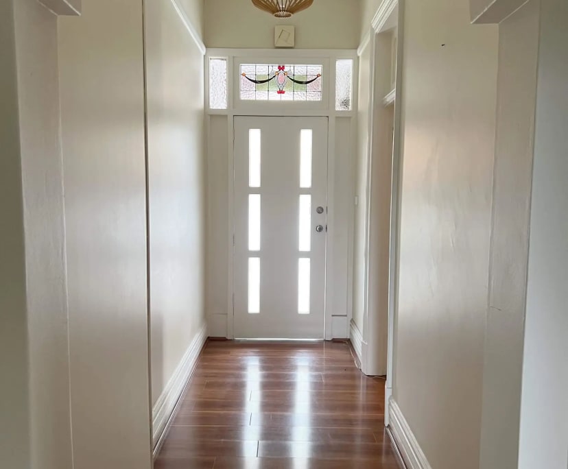 Whole property with 2 rooms for rent