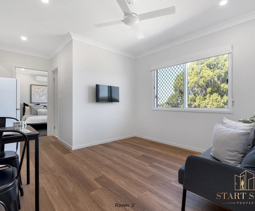 $410, Granny-flat, 1 bathroom, Deagon QLD 4017