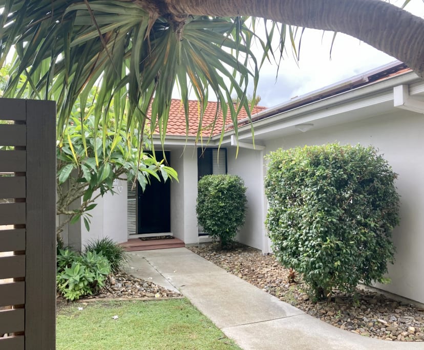 Room for Rent in Lennox Head, NSW 300, Furnished,...