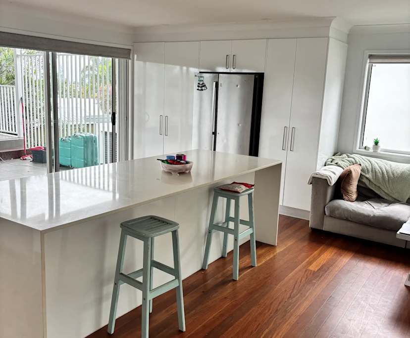 Room in a share house
