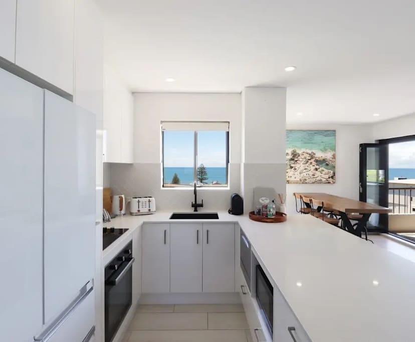 $350, Flatshare, 2 bathrooms, Caloundra QLD 4551