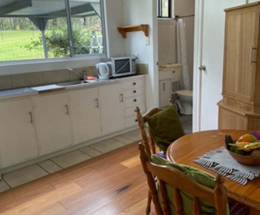 $280, 1-bed, 1 bathroom, Yarravel NSW 2440