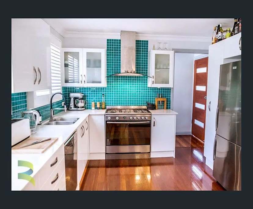 Room in a share house