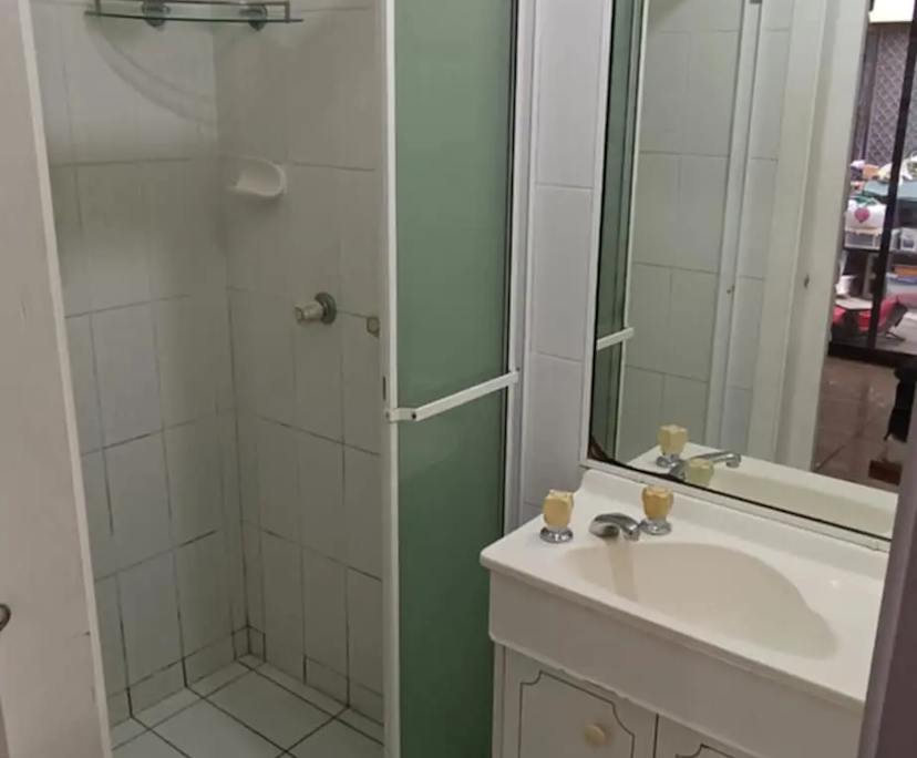 $450, Share-house, 4 bathrooms, Southport QLD 4215