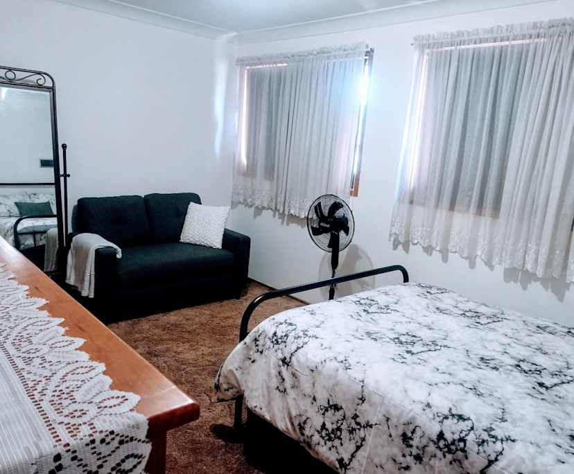 Furnished room in a share house