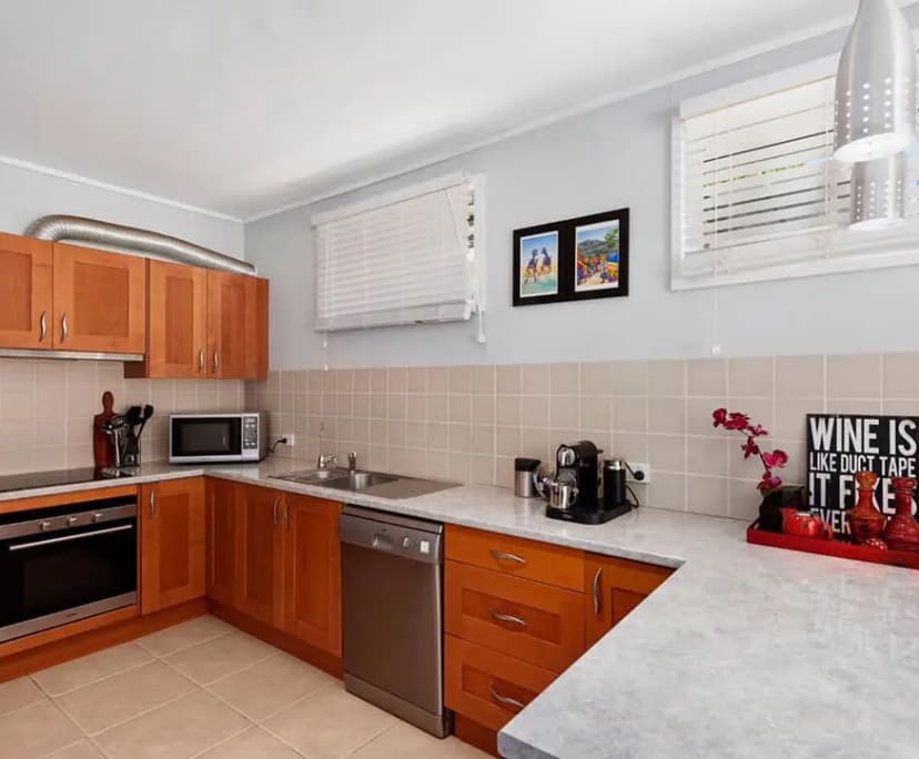 Furnished room in a share house