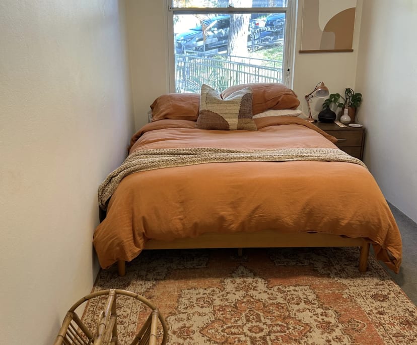 $1,000, Whole-property, 2 bathrooms, Bronte NSW 2024