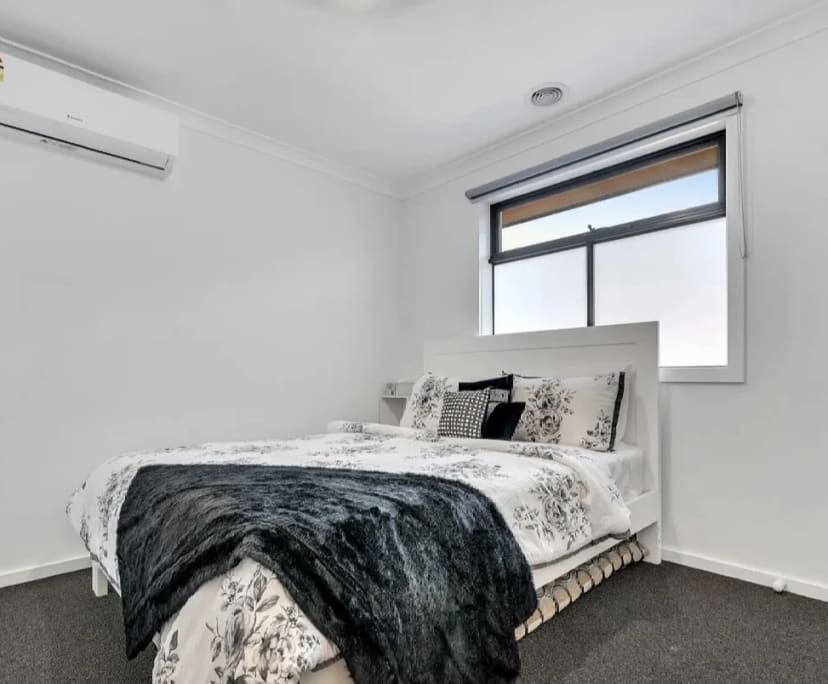 $280, Share-house, 4 bathrooms, Clyde VIC 3978