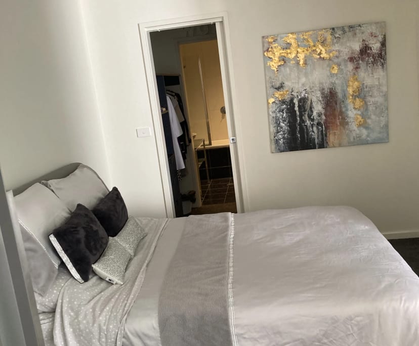 $400, Homestay, 2 bathrooms, Melbourne VIC 3000