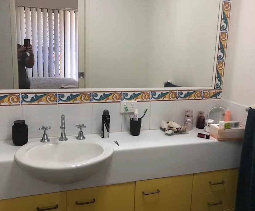 Furnished room with own bathroom