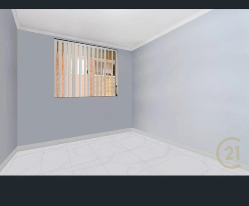 Unfurnished room in a flatshare