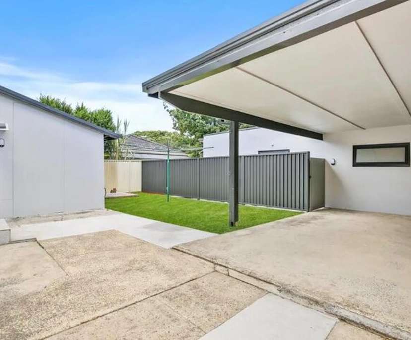 Furnished room granny flat for rent