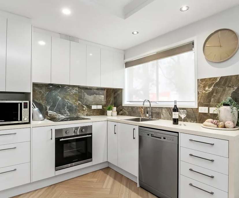 $380, Flatshare, 2 bathrooms, Southport QLD 4215