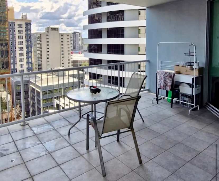 $350, Flatshare, 3 bathrooms, Brisbane City QLD 4000