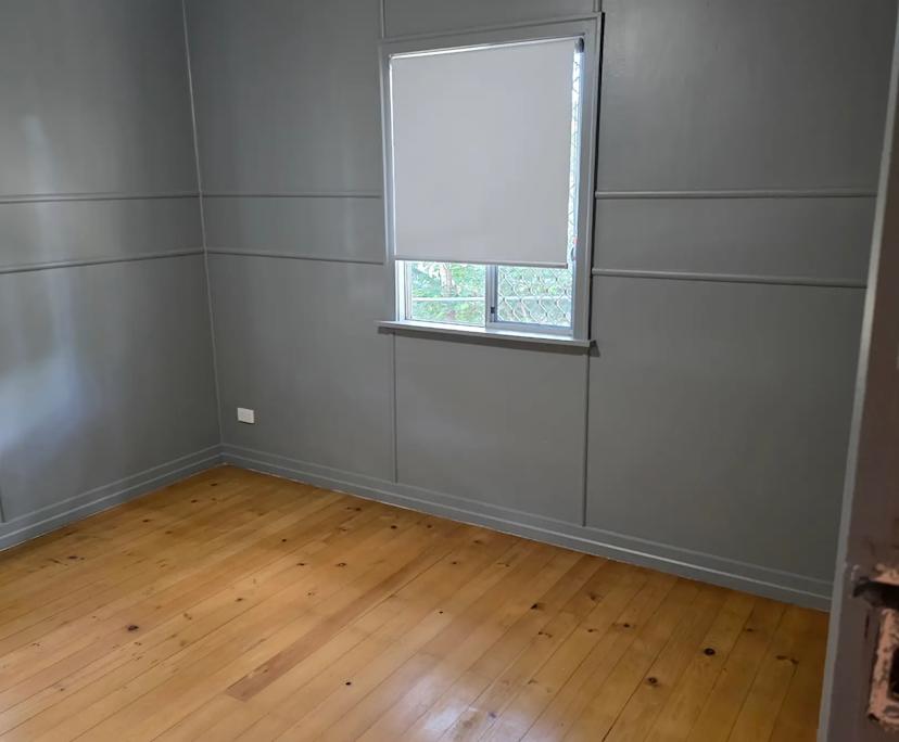 $310, Share-house, 3 bathrooms, Silkstone QLD 4304