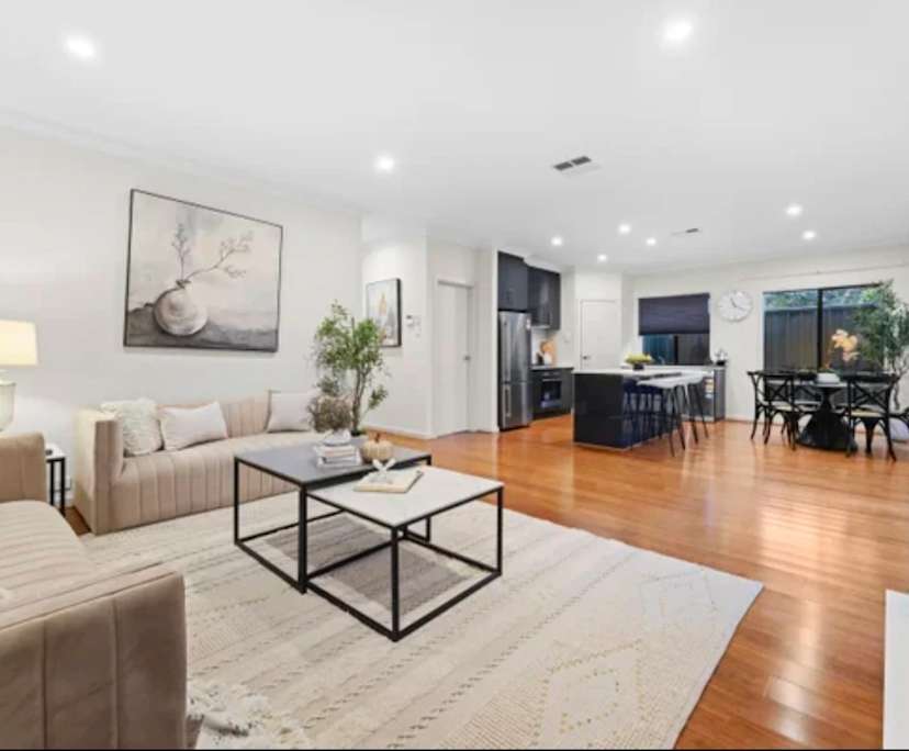 Room in a share house