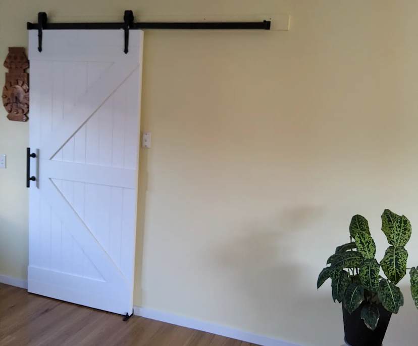 $350, Student-accommodation, 3 bathrooms, Labrador QLD 4215