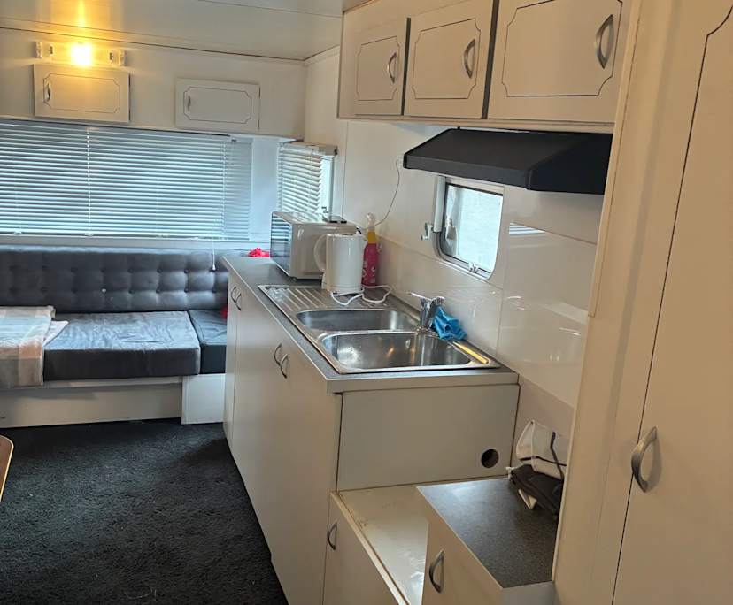 $370, Granny-flat, 1 bathroom, Heidelberg West VIC 3081