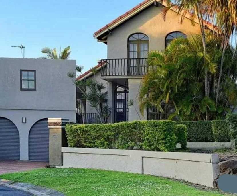 $350, Share-house, 4 bathrooms, Bundall QLD 4217