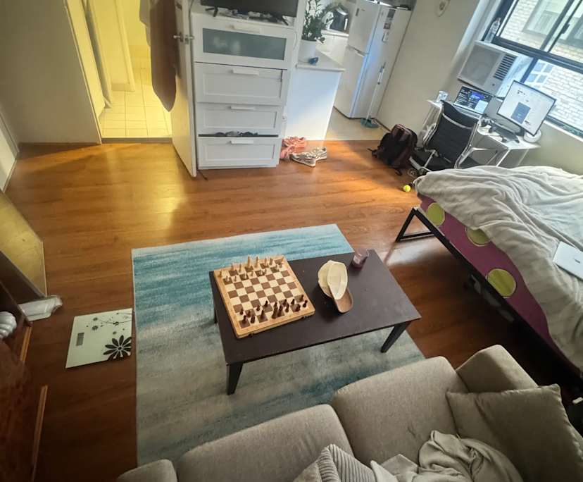 Furnished room studio flat for rent