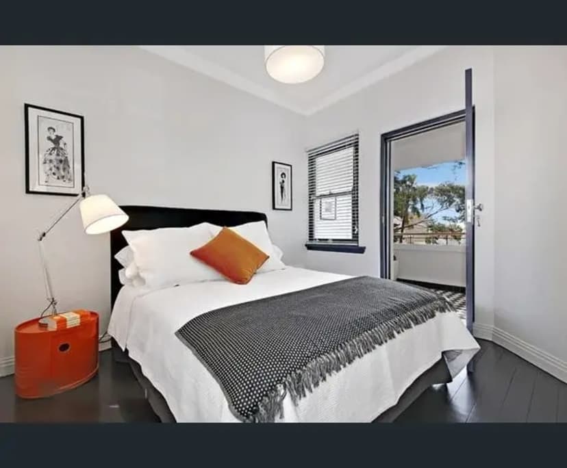 Unfurnished room in a flatshare