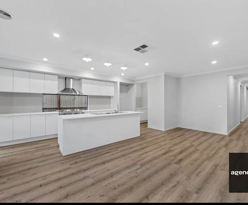 $220, Share-house, 4 bathrooms, Mambourin VIC 3024