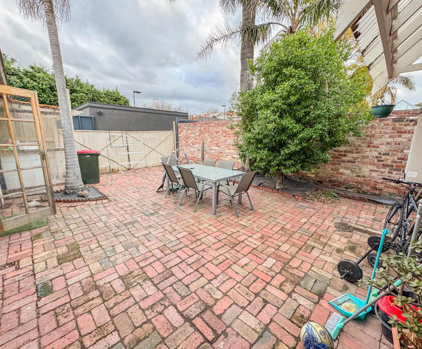 $396, Flatshare, 6 bathrooms, St Kilda VIC 3182