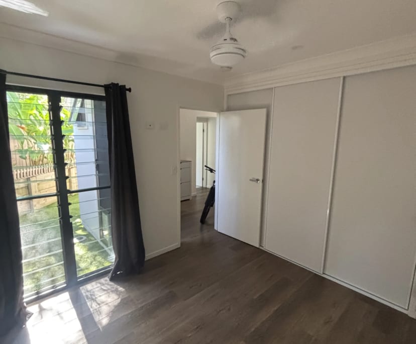 $300, Flatshare, 3 bathrooms, Caloundra QLD 4551