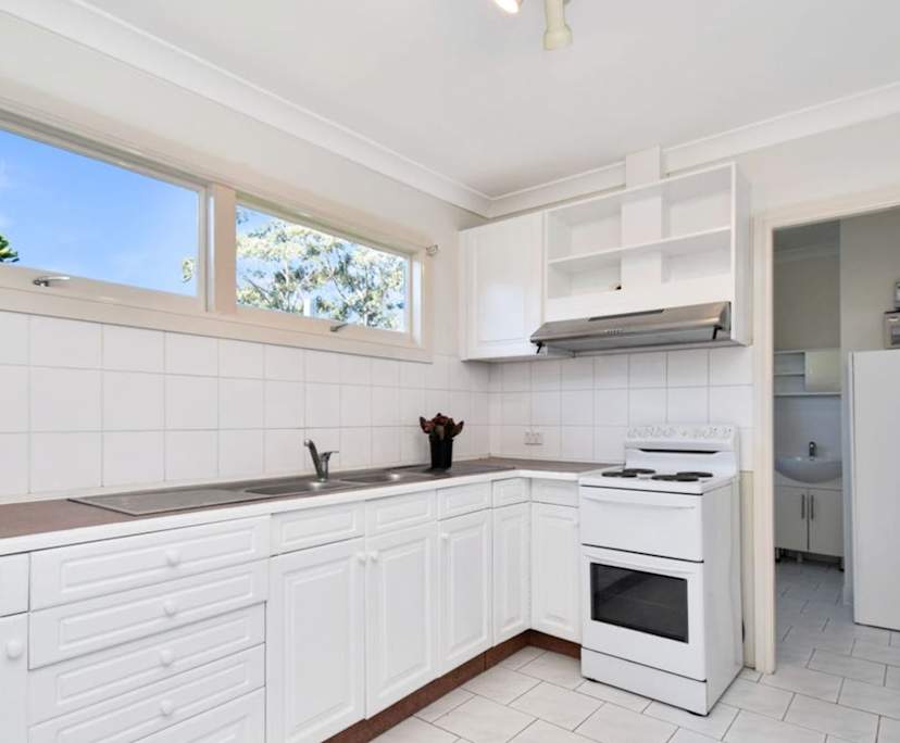 $340, Granny-flat, 6 bathrooms, Sylvania NSW 2224