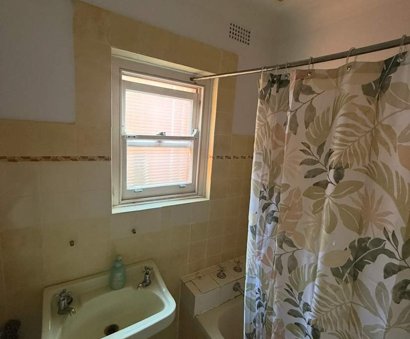 $300, Flatshare, 3 bathrooms, Cremorne Point NSW 2090