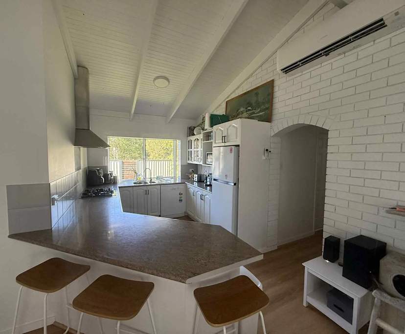 $285, Share-house, 4 bathrooms, Marcoola QLD 4564