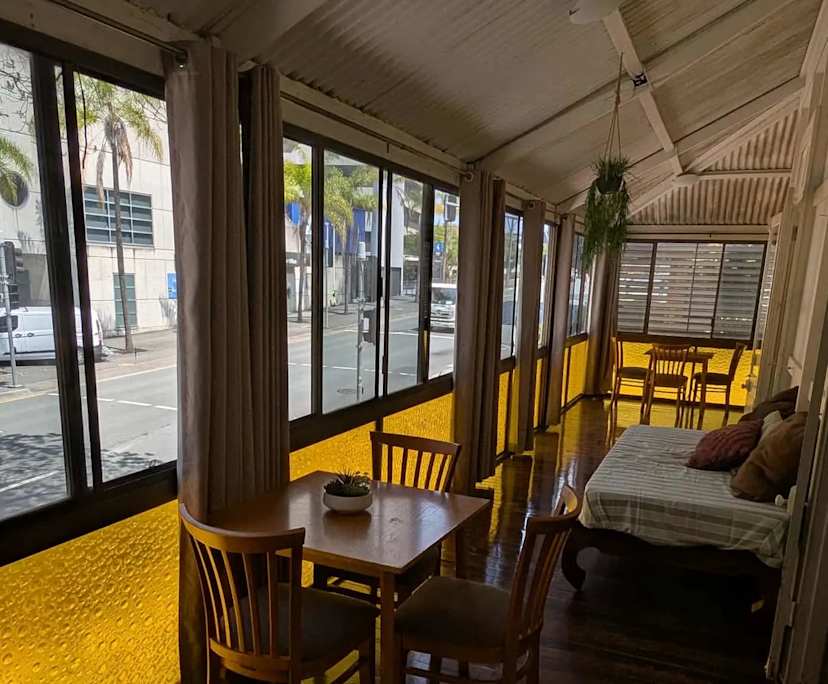 $290, Share-house, 5 bathrooms, Kangaroo Point QLD 4169