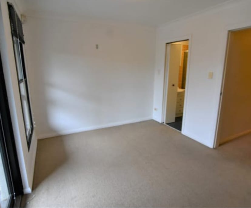 Room with ensuite in a share house