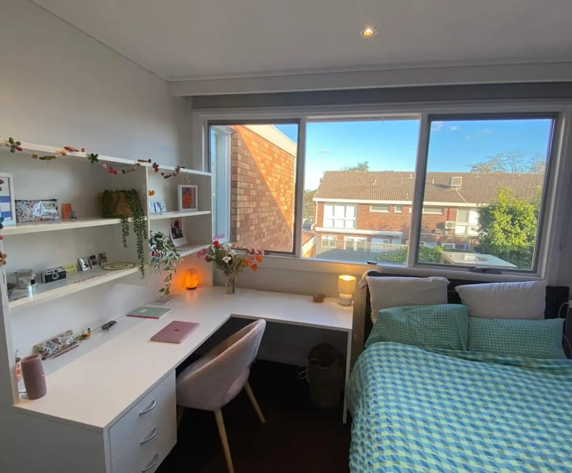 Furnished room in a share house