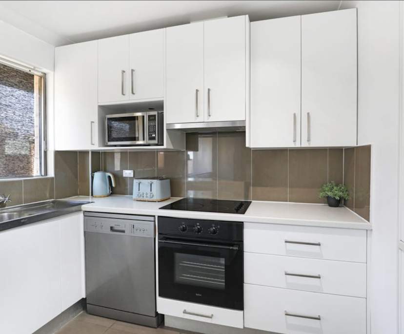 Unfurnished room in a flatshare