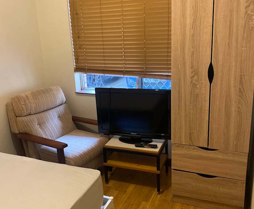 $300, Share-house, 2 bathrooms, East Victoria Park WA 6101