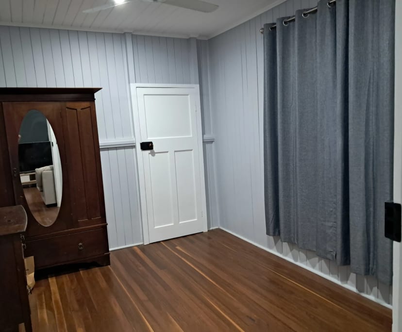 Whole property with 3 rooms for rent