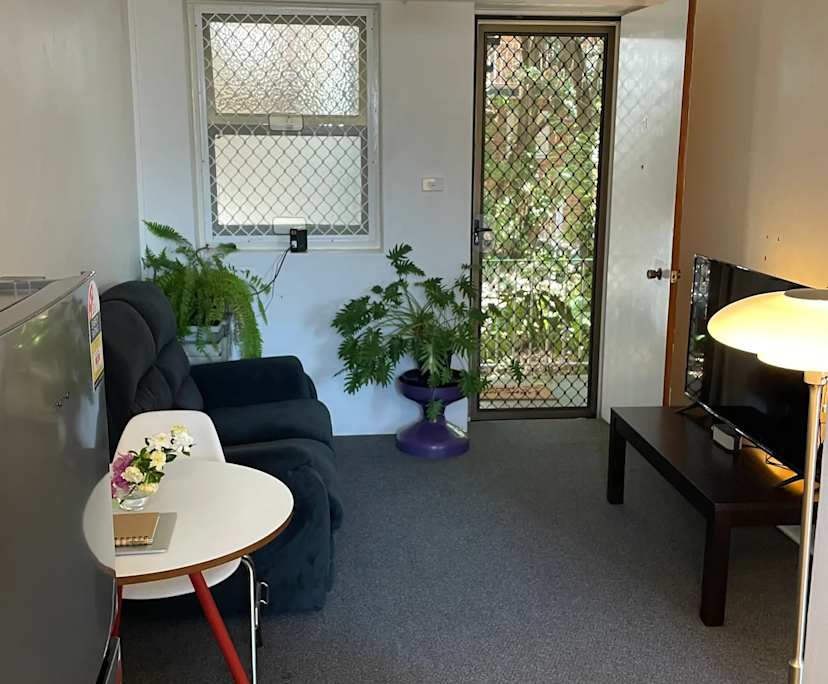 $300, Flatshare, 2 bathrooms, New Farm QLD 4005