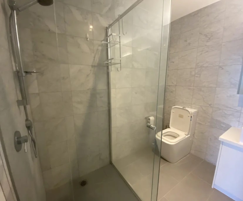 $220, Flatshare, 2 bathrooms, Notting Hill VIC 3168