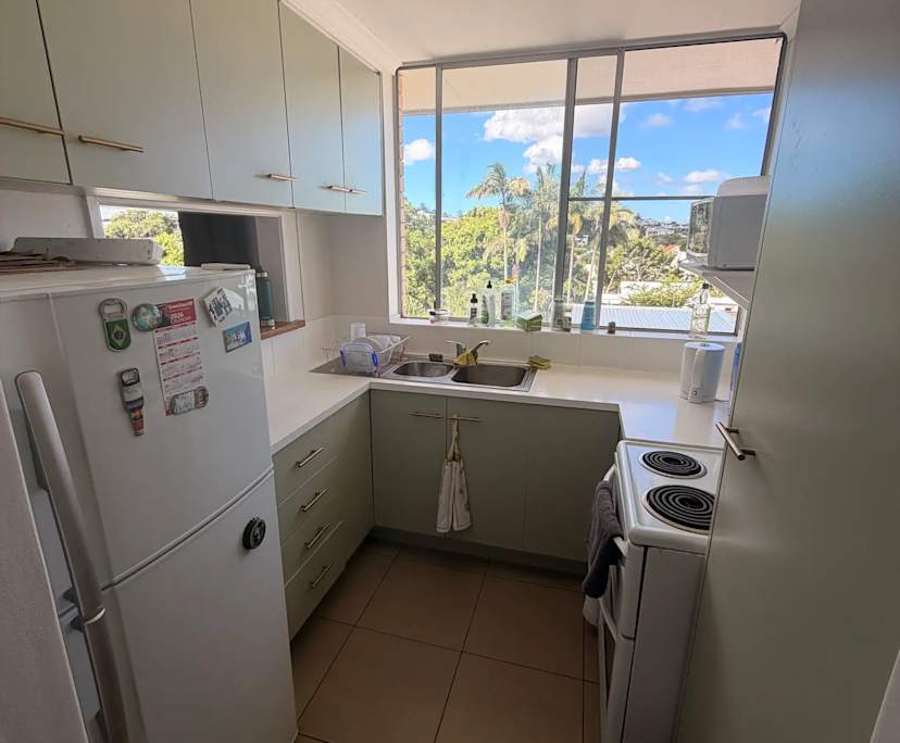 $375, Flatshare, 2 bathrooms, New Farm QLD 4005