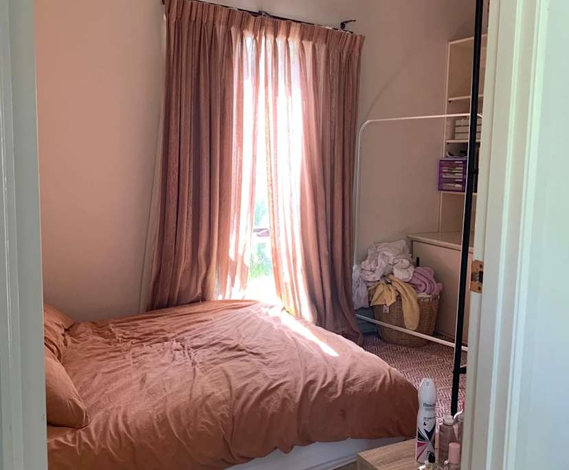 Unfurnished room in a share house