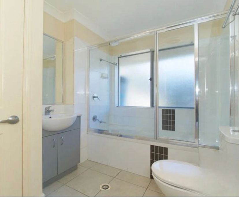 $200, Flatshare, 3 bathrooms, Calamvale QLD 4116