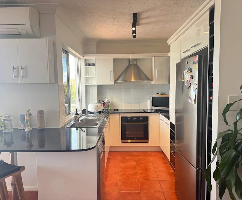 $350, Flatshare, 2 bathrooms, Wynnum QLD 4178