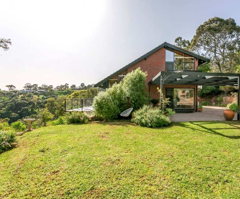 Furnished room with ensuite in a share house